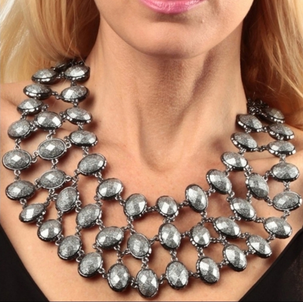 NWT Amrita Singh Cleopatra Inspired Reversible Gunmetal Statement Necklace
